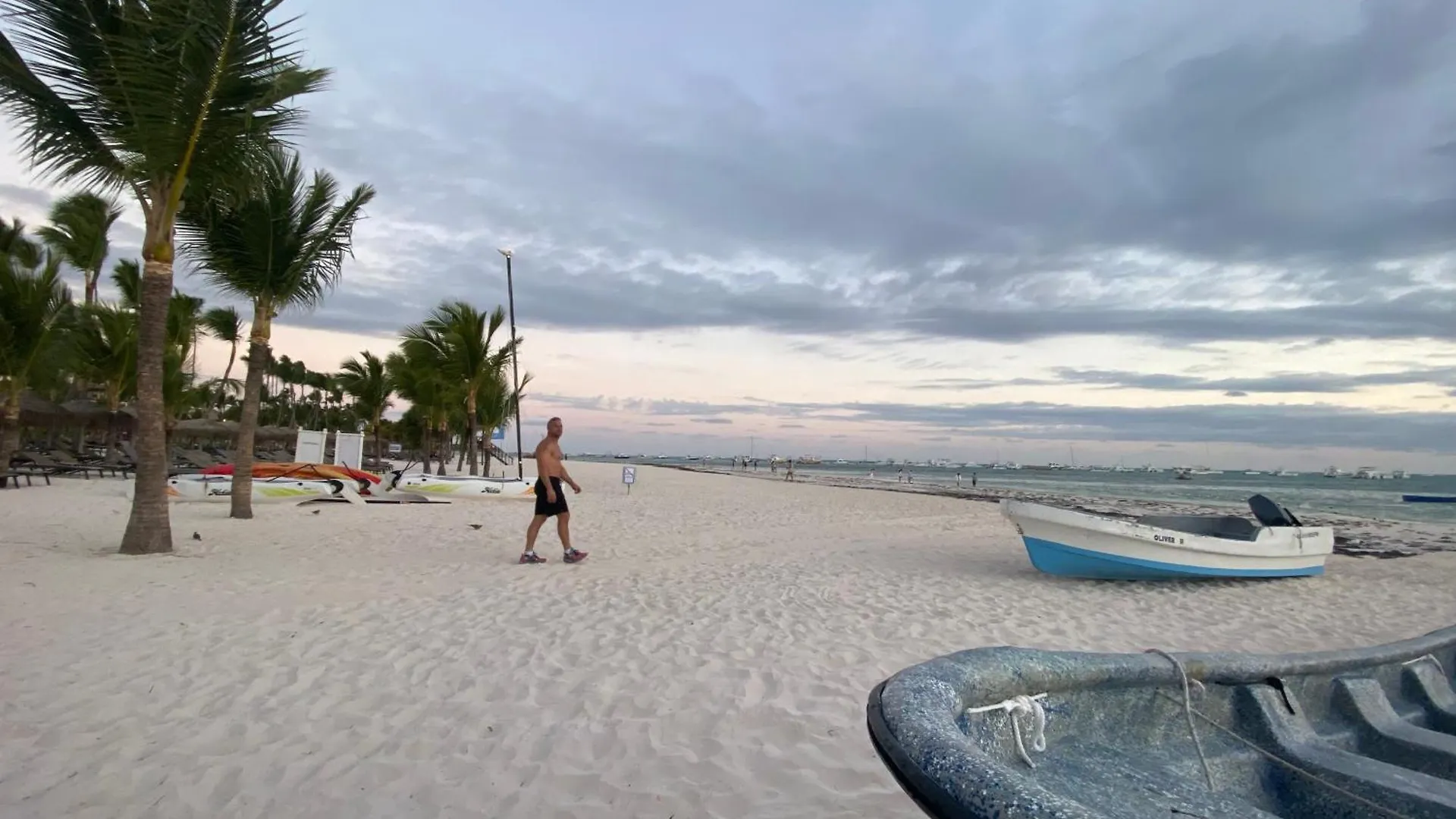 Madonna1 Pool Beach Los Corales Arenas De Bavaro Punta Cana